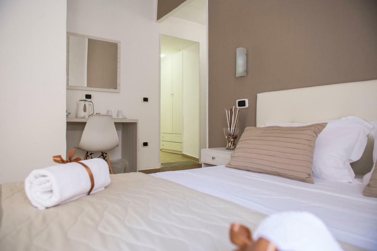 Smeraldo Suite Неаполь Экстерьер фото